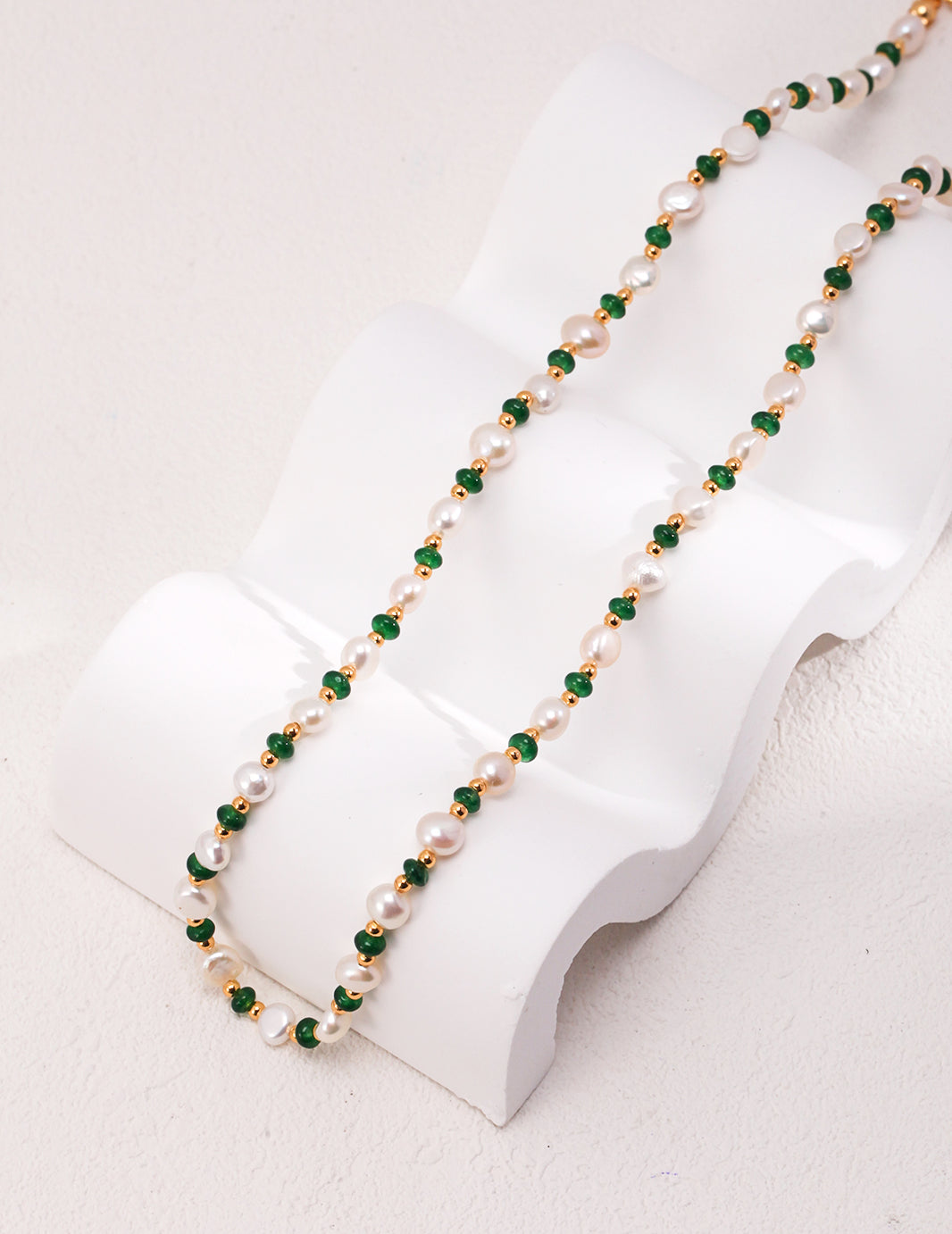 Emerald Pearl Strand Necklace